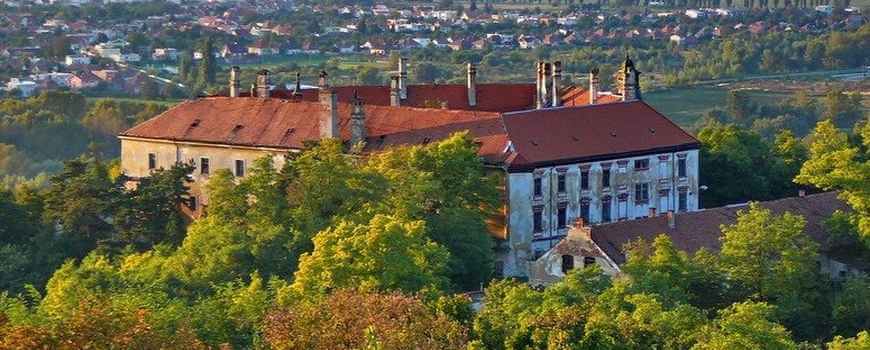 A galgóci Erdődy kastély, TájGazda